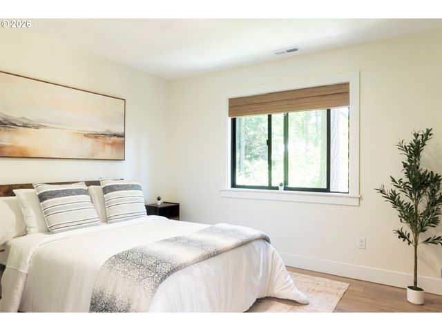 13143 VERMEER Dr, Lake Oswego, OR 97035