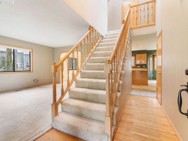 13143 VERMEER Dr, Lake Oswego, OR 97035