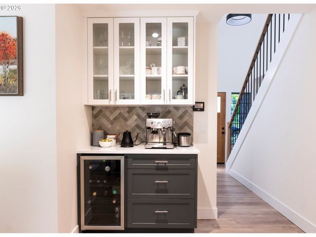 13143 VERMEER Dr, Lake Oswego, OR 97035