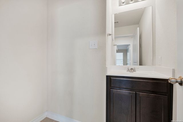 920 Brown Thrasher, San Antonio, TX 78253