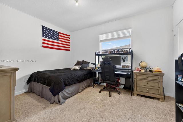 476 NE 4th Ln, Florida City, FL 33034