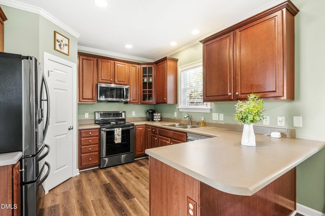 10 Wyndham Place Drive, Fuquay Varina, NC 27526