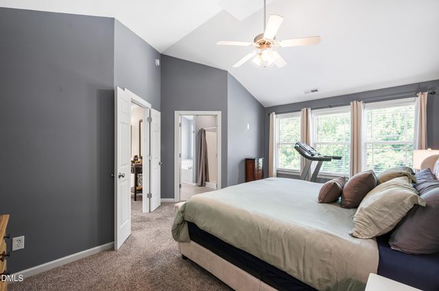10 Wyndham Place Drive, Fuquay Varina, NC 27526