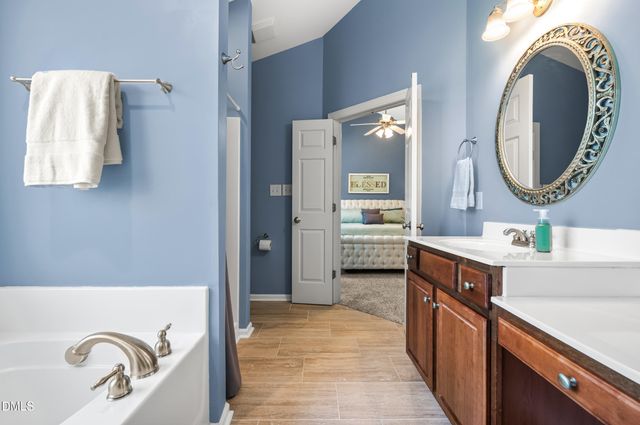 10 Wyndham Place Drive, Fuquay Varina, NC 27526