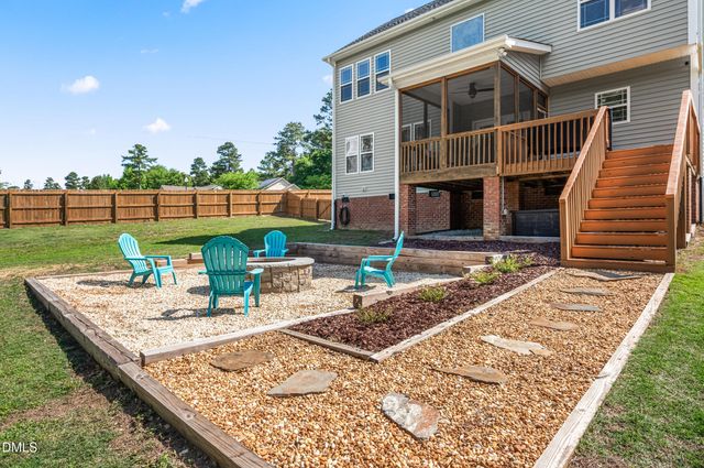 10 Wyndham Place Drive, Fuquay Varina, NC 27526