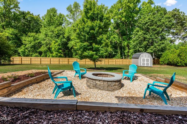 10 Wyndham Place Drive, Fuquay Varina, NC 27526