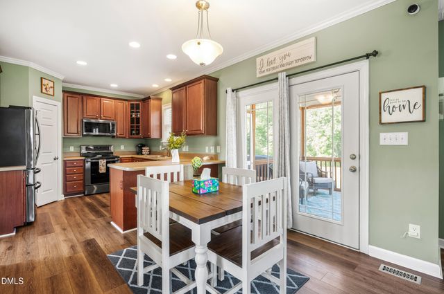 10 Wyndham Place Drive, Fuquay Varina, NC 27526