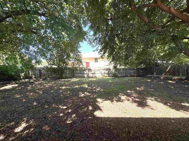 2406 NE 35th St, Lawton, OK 73507