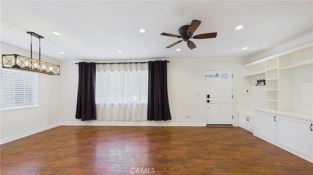 7838 Ellenbogen Street, Sunland, CA 91040