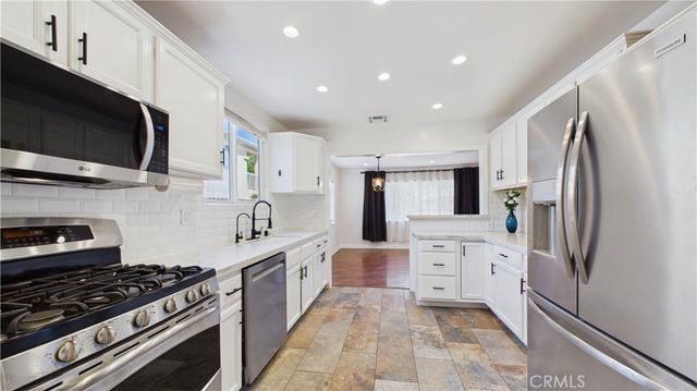 7838 Ellenbogen Street, Sunland, CA 91040
