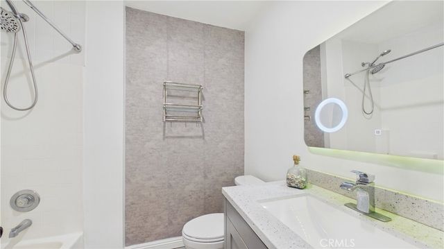 7838 Ellenbogen Street, Sunland, CA 91040