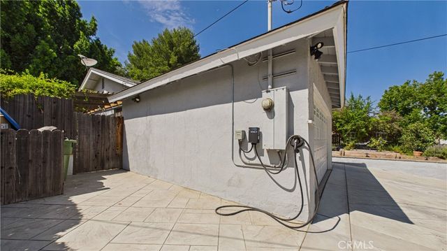 7838 Ellenbogen Street, Sunland, CA 91040