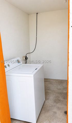 2343 Mckinley St, Hollywood, FL 33020