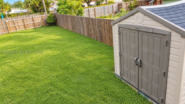 2343 Mckinley St, Hollywood, FL 33020