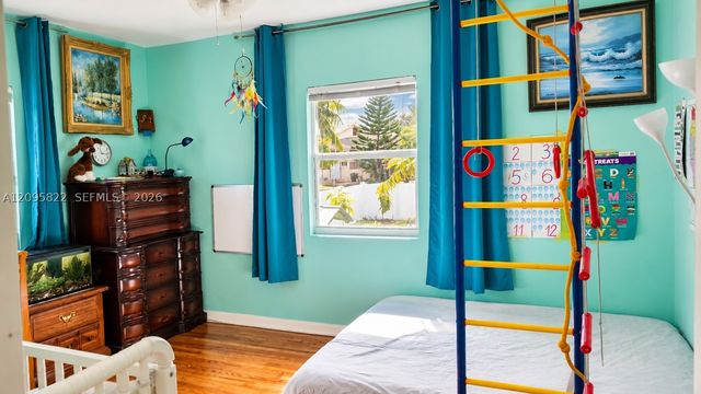 2343 Mckinley St, Hollywood, FL 33020