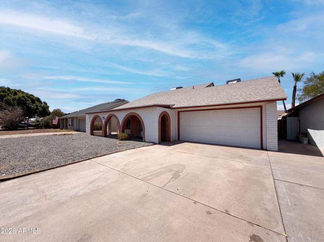 4260 E VINEYARD Road, Phoenix, AZ 85042