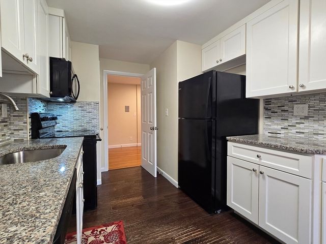 114 Pleasant St 306, Arlington, MA 02476