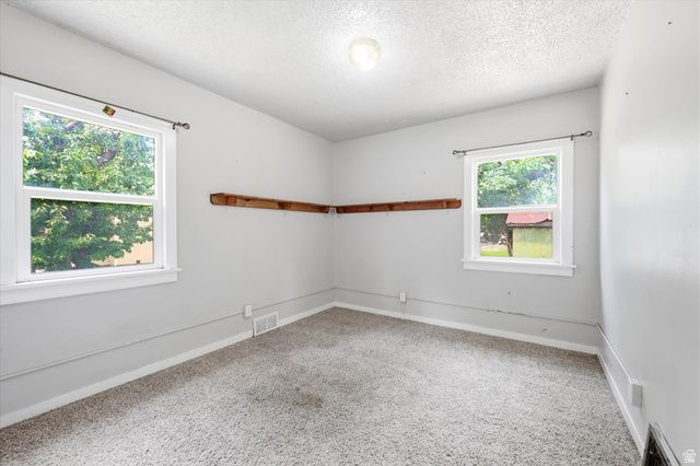 262 W 400 S, Springville, UT 84663