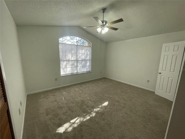 208 LUCERNE DRIVE, Debary, FL 32713