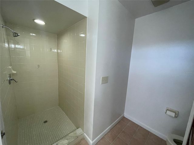 208 LUCERNE DRIVE, Debary, FL 32713