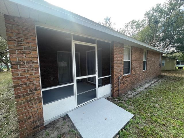 208 LUCERNE DRIVE, Debary, FL 32713