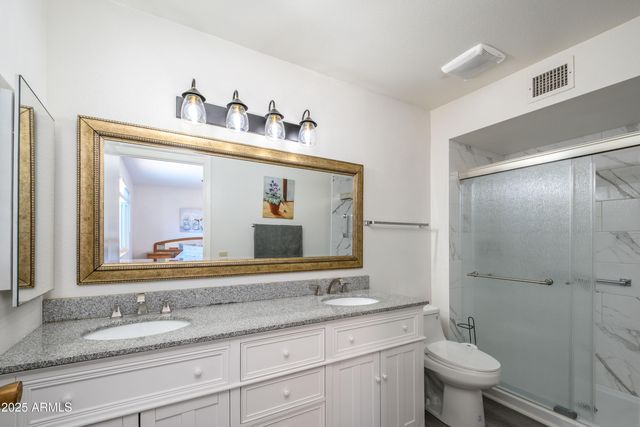 21439 N PALM DESERT Drive, Sun City West, AZ 85375