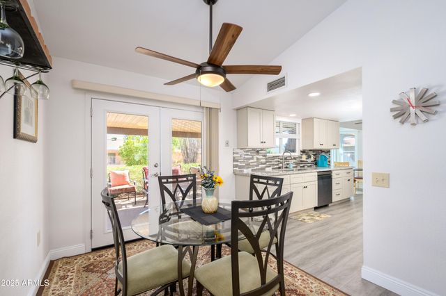 21439 N PALM DESERT Drive, Sun City West, AZ 85375