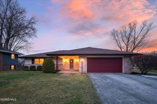 3105 Crosshill Drive, Findlay, OH 45840
