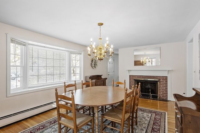 18 Frank St, Chelmsford, MA 01863