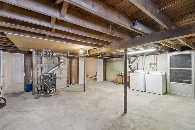 18 Frank St, Chelmsford, MA 01863