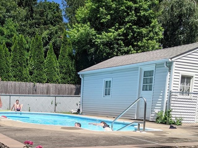 18 Frank St, Chelmsford, MA 01863