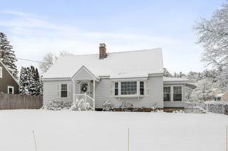 18 Frank St, Chelmsford, MA 01863