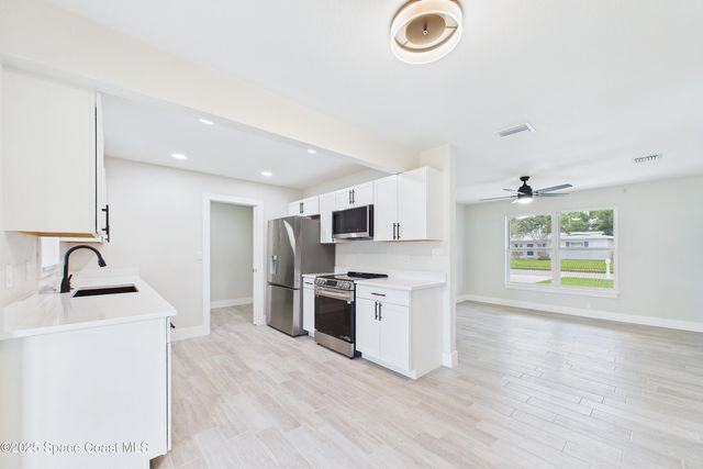 824 Osage Avenue, Melbourne, FL 32935