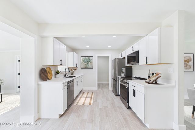 824 Osage Avenue, Melbourne, FL 32935