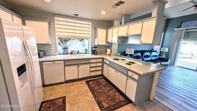 38325 S Mountain Site Drive, Saddlebrooke, AZ 85739