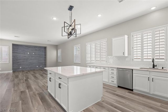 9907 Ridge Manor Avenue, Las Vegas, NV 89148