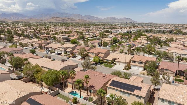 9907 Ridge Manor Avenue, Las Vegas, NV 89148
