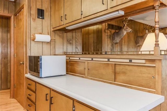 17249 198th Street, Tonganoxie, KS 66086