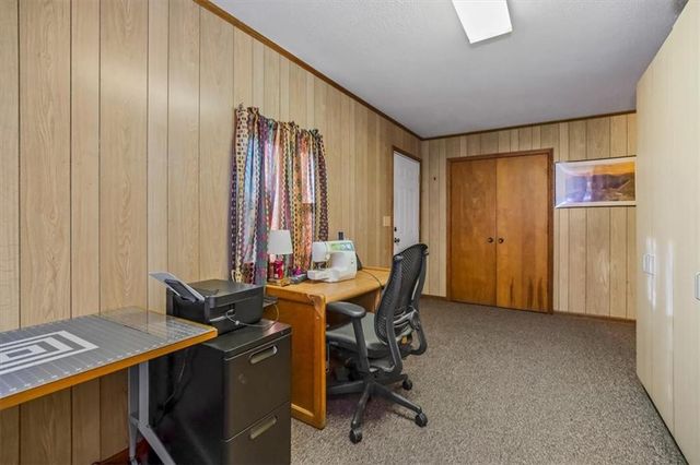 17249 198th Street, Tonganoxie, KS 66086
