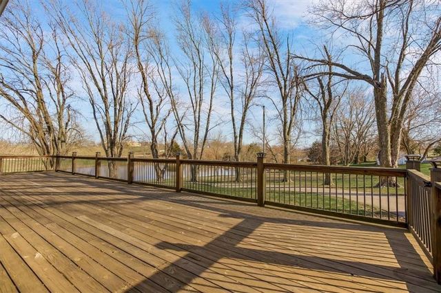 17249 198th Street, Tonganoxie, KS 66086