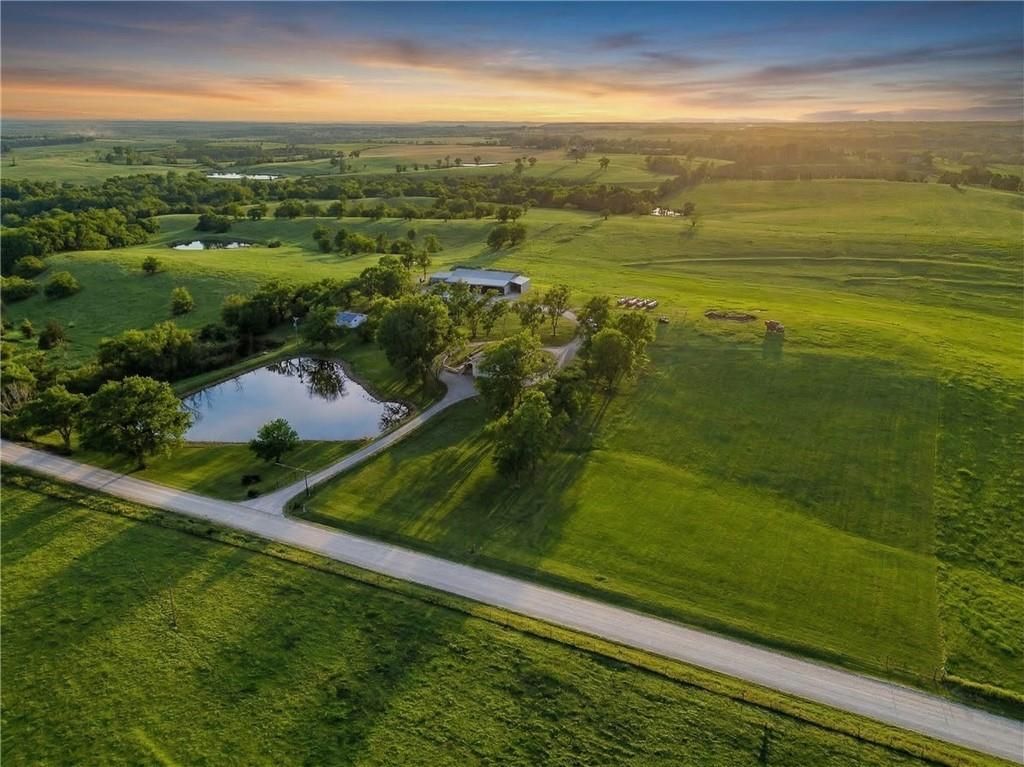 17249 198th Street, Tonganoxie, KS 66086