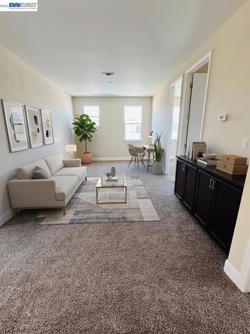 36 Greystone Pl, Pittsburg, CA 94565
