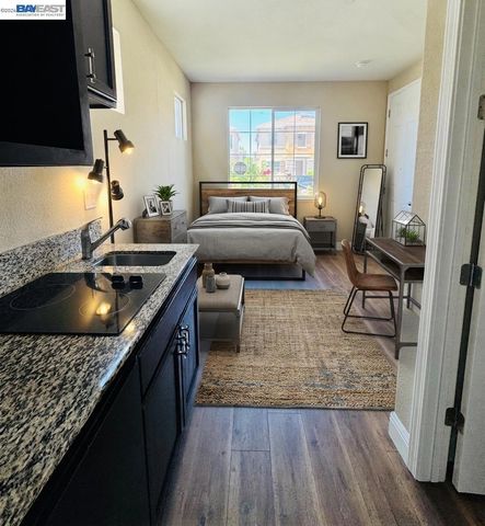 36 Greystone Pl, Pittsburg, CA 94565