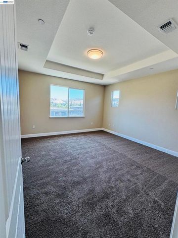 36 Greystone Pl, Pittsburg, CA 94565