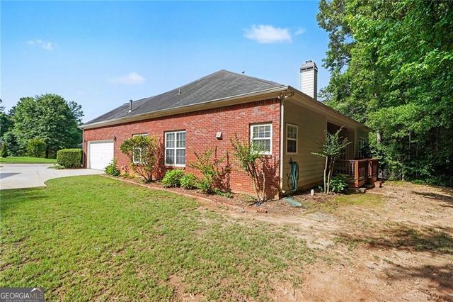 8195 N Links Drive, Covington, GA 30014