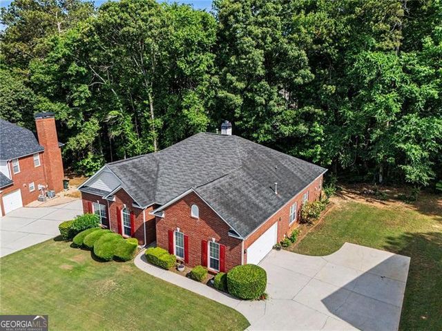 8195 N Links Drive, Covington, GA 30014