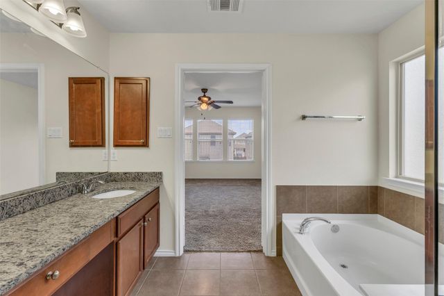 16100 Hawthorne Heights TRL, Austin, TX 78728
