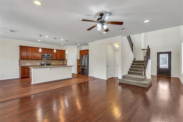 16100 Hawthorne Heights TRL, Austin, TX 78728