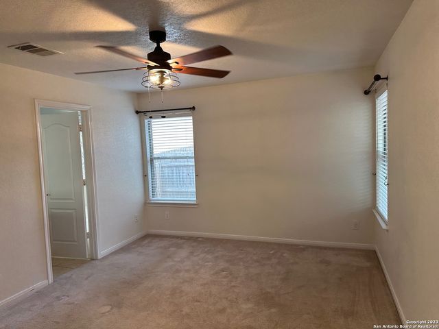 257 HORSE HL, Boerne, TX 78006