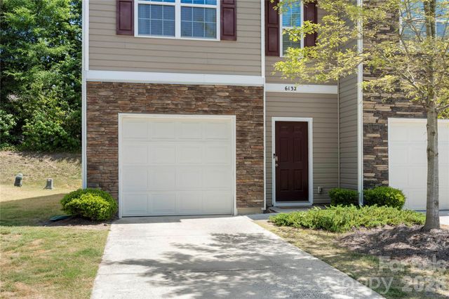 6132 Guildford Hill Lane 5D, Charlotte, NC 28215